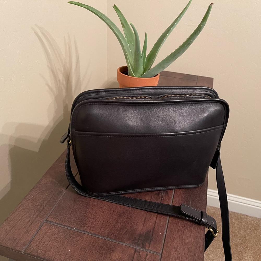 Coach purse, never worn from clean smoke free environment.